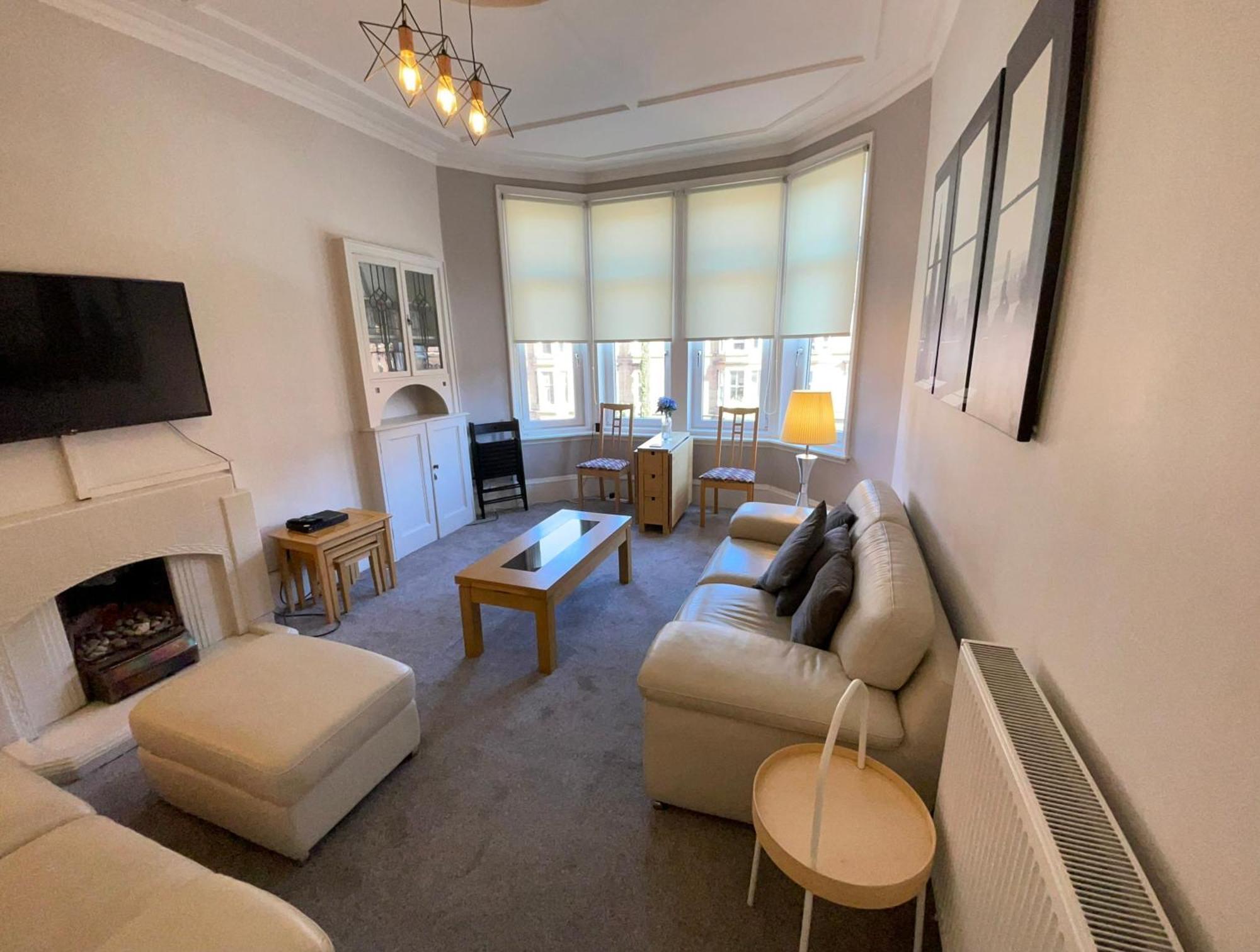 Апартаменты 2 Bed West End *