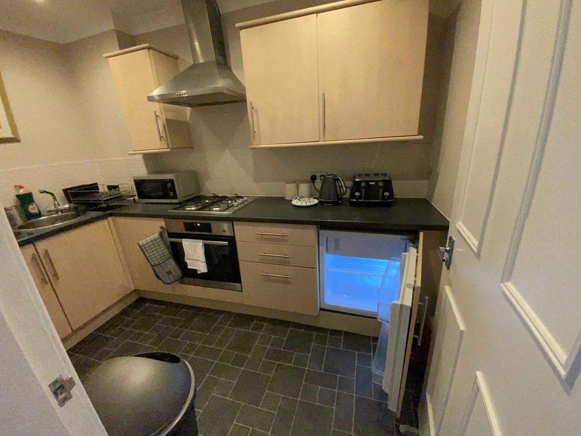 Апартаменты 2 Bed West End *