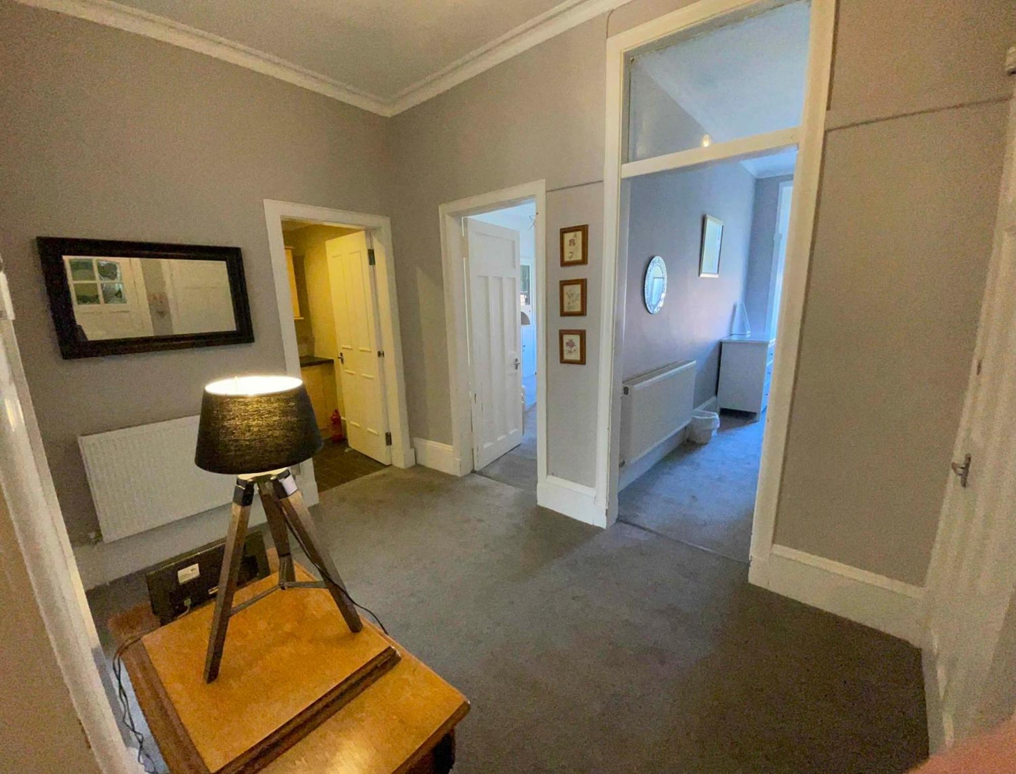 2 Bed West End * Глазго