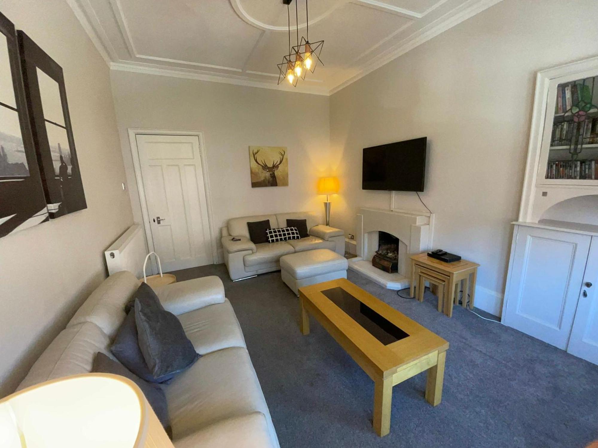 2 Bed West End Глазго