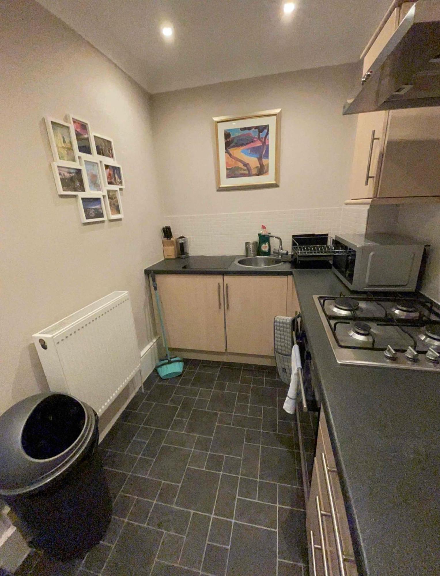 2 Bed West End Glasgow